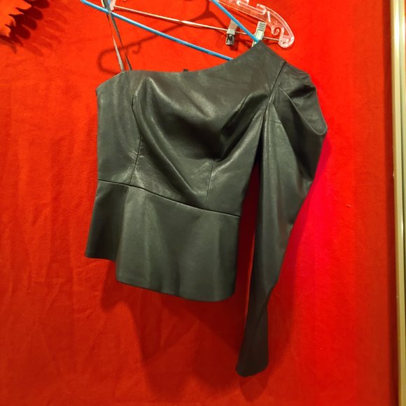 One shoulder faux leather top - Picture 4 of 4